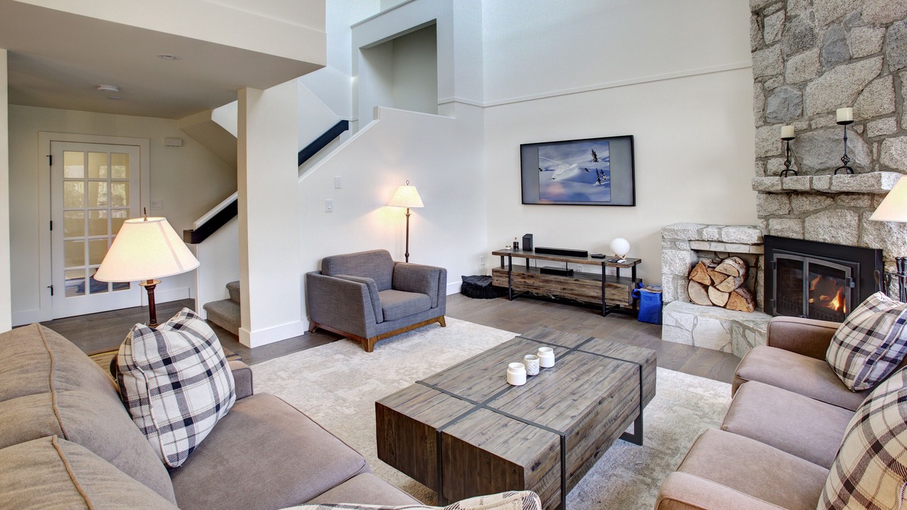 Photo of Livingroom in Blueberry Hill