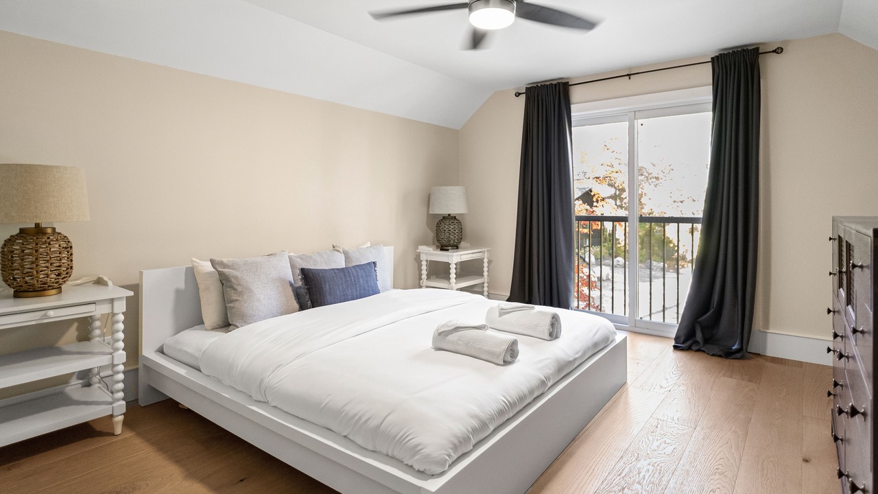 Photo of Bedroom in Gravenhurst