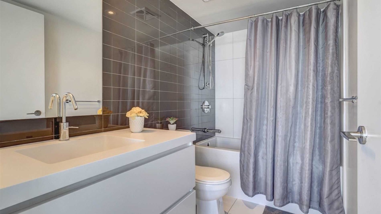 Photo of Bathroom in CityPlace