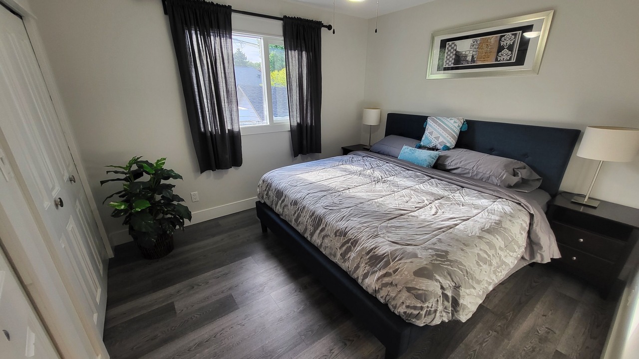 Photo of Bedroom in Kelowna Central Business District