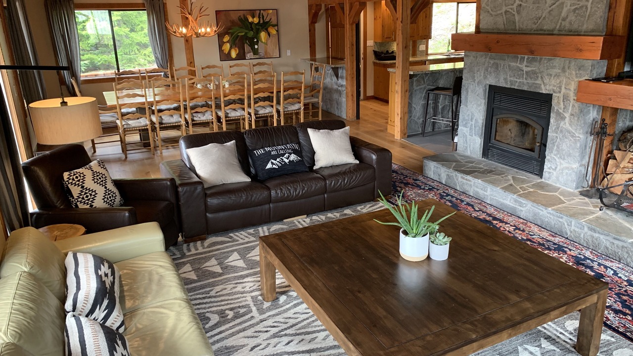 Photo of Livingroom in Whistler