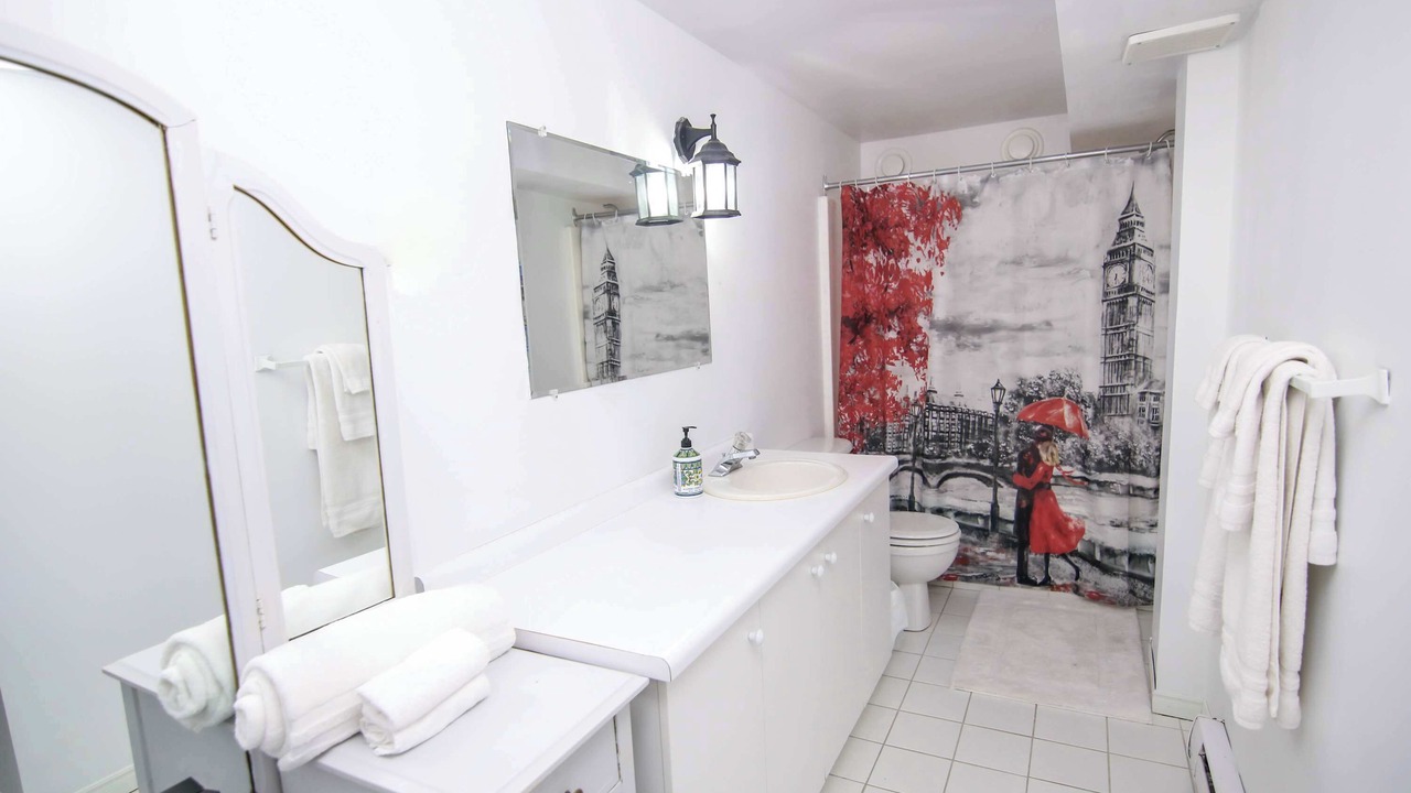 Photo of Bathroom in Bracebridge
