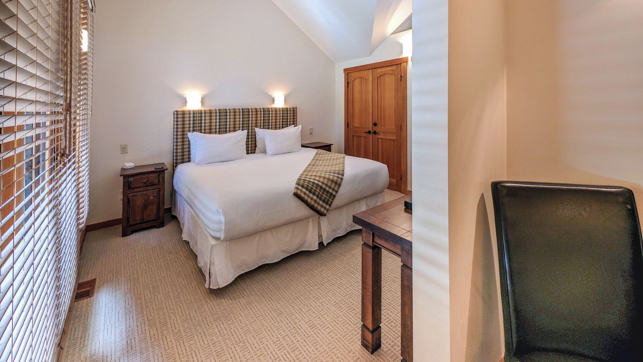 Photo of Bedroom in Golden