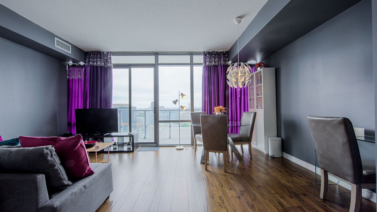 Photo of Livingroom in Bay Cloverhill
