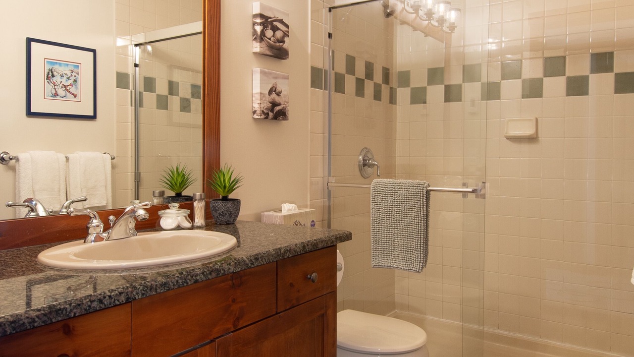 Photo of Bathroom in Nordic Estates
