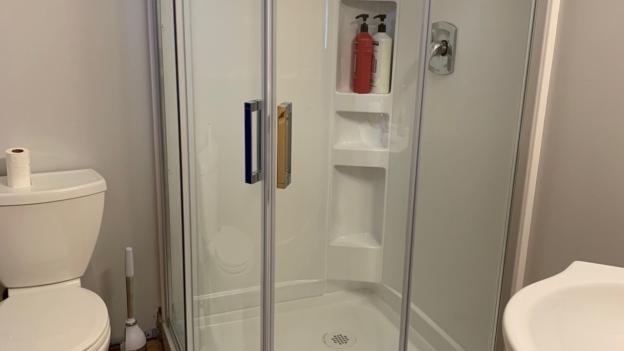 Photo of Bathroom in Ucluelet