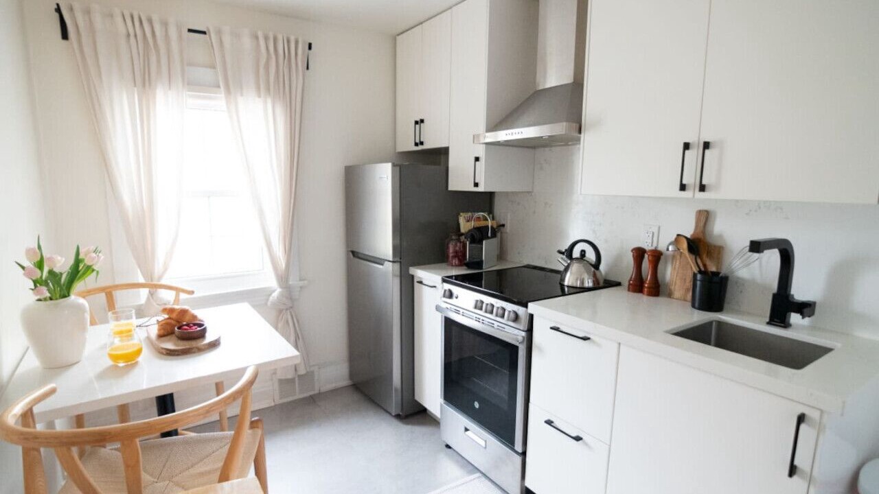 Photo of Kitchen in Port Dalhousie