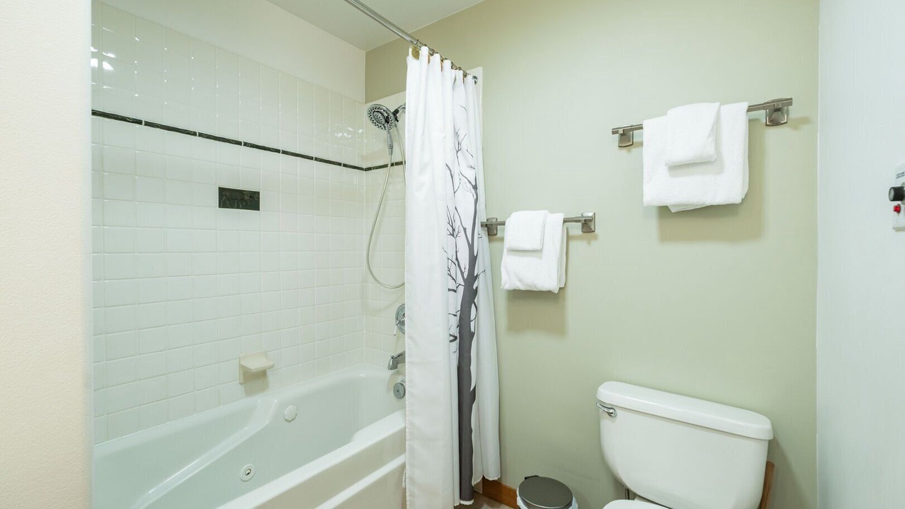 Photo of Bathroom in Nordic Estates