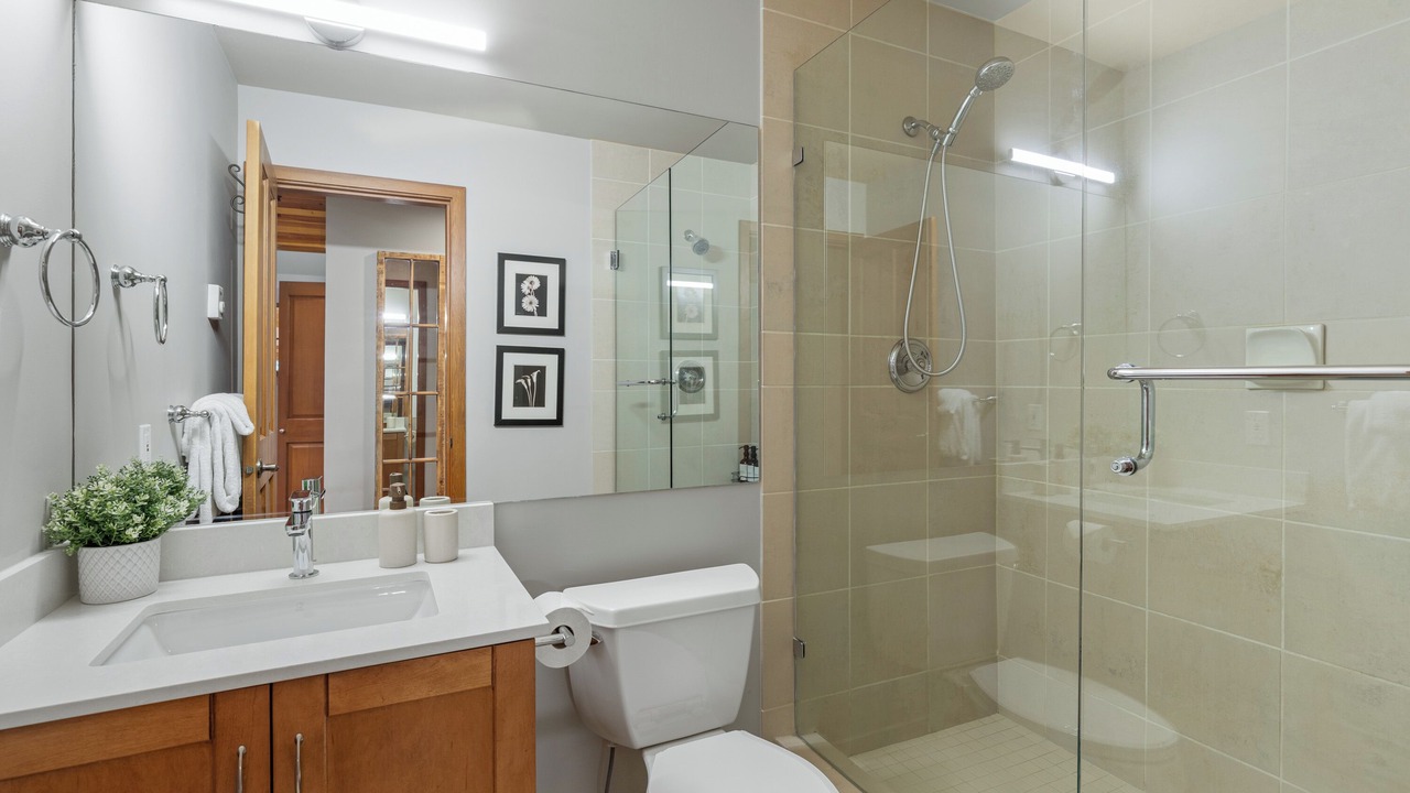 Photo of Bathroom in Upper Village
