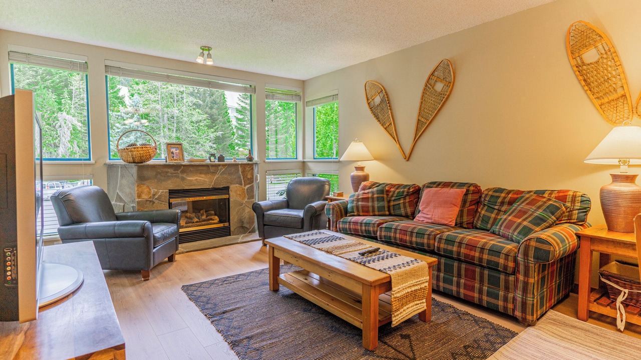 Photo of Livingroom in Upper Village