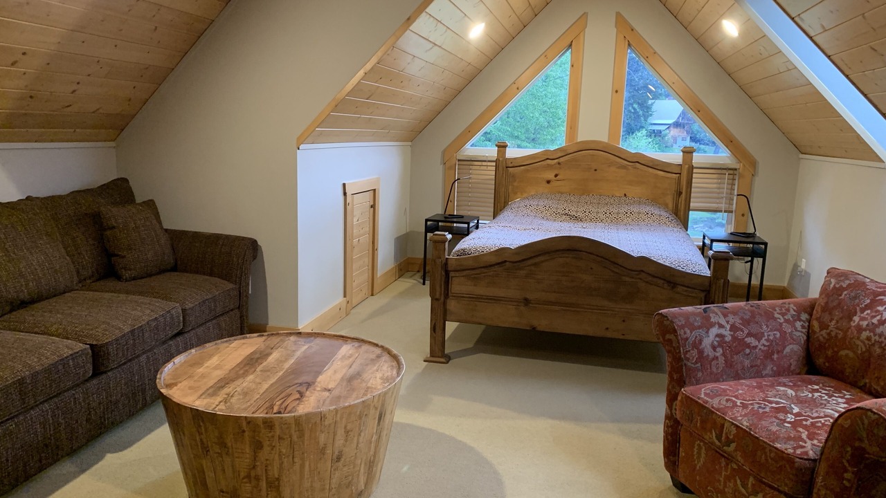Photo of Bedroom in Okanagan-Similkameen