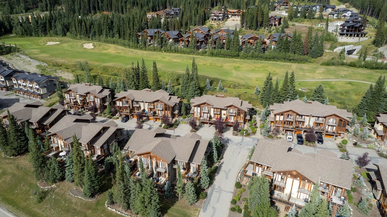 Photo of Others in Sun Peaks