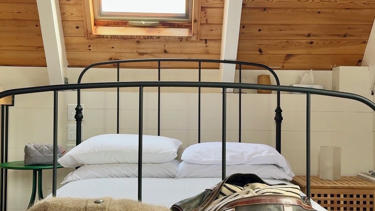 Photo of Bedroom in Chimney Corner