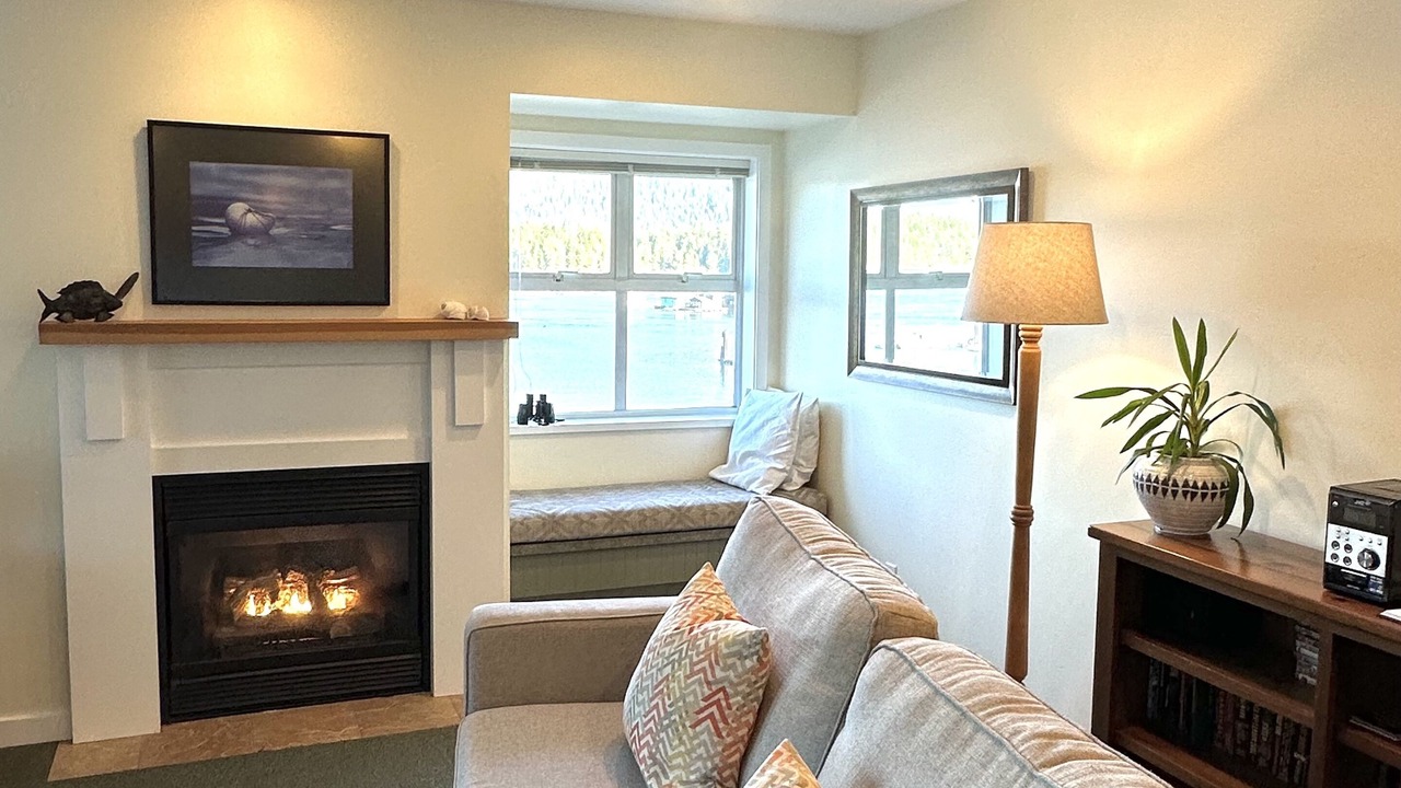 Photo of Livingroom in Tofino