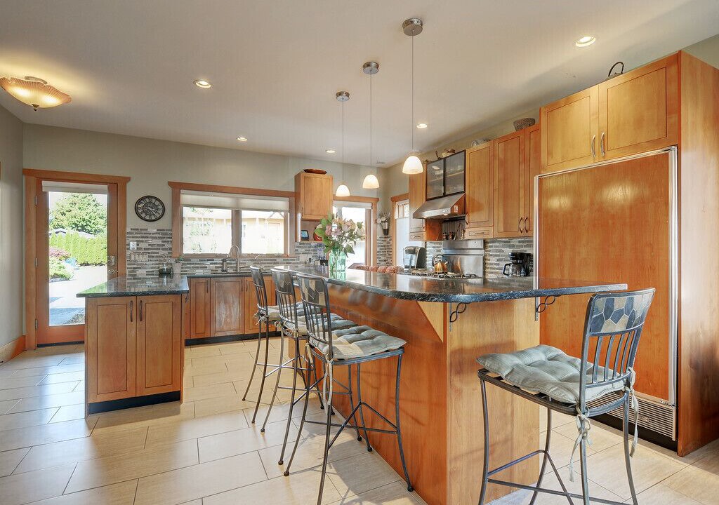 Photo of Kitchen in James Bay