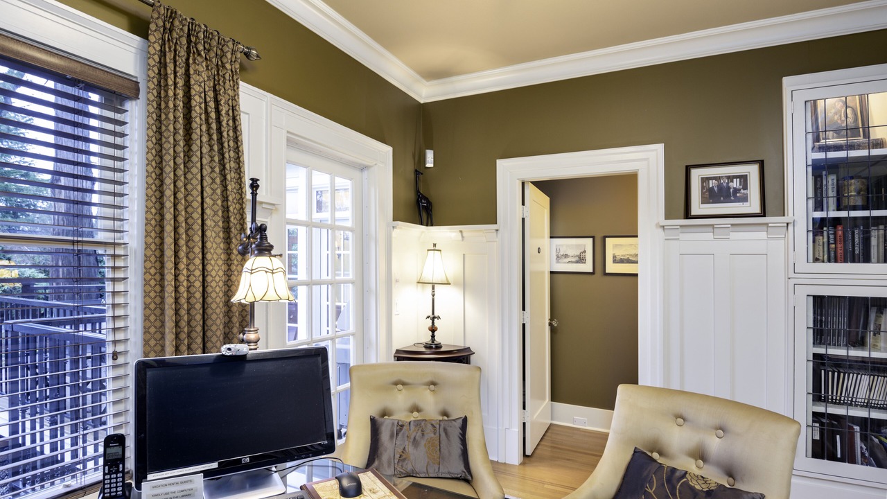 Photo of Bedroom in Burnaby