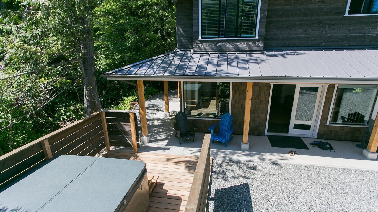 Photo of Patio Balcony in Tofino