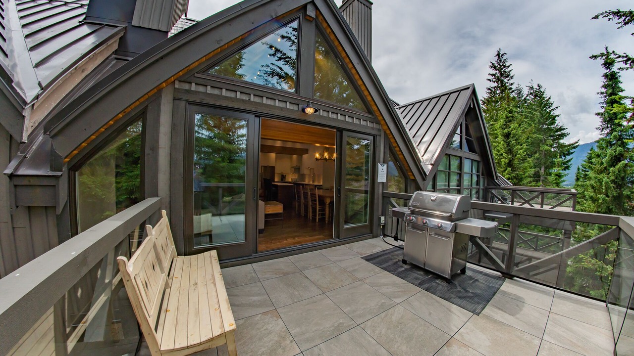 Photo of Patio Balcony in Upper Village