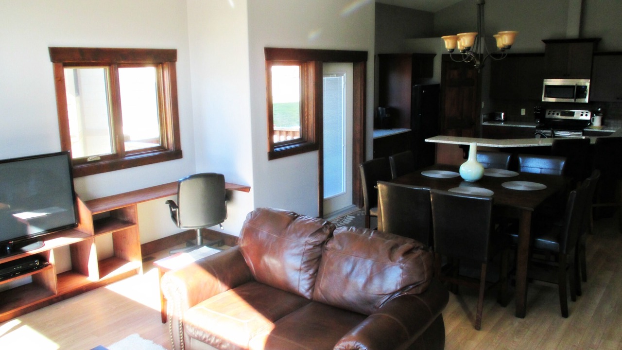 Photo of Bedroom in Radium Hot Springs