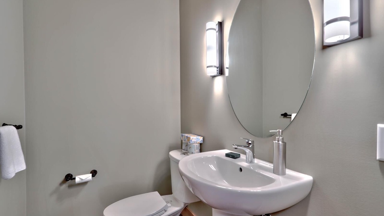 Photo of Bathroom in Sun Peaks
