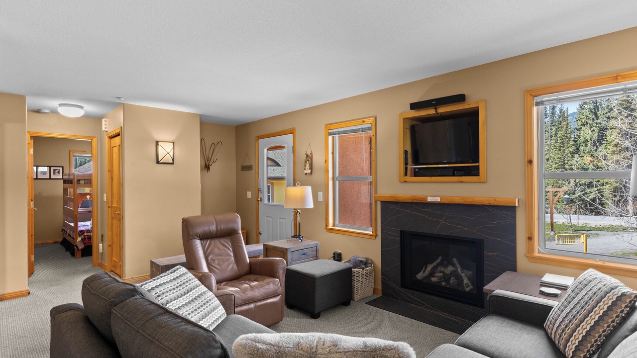 Photo of Livingroom in Sun Peaks