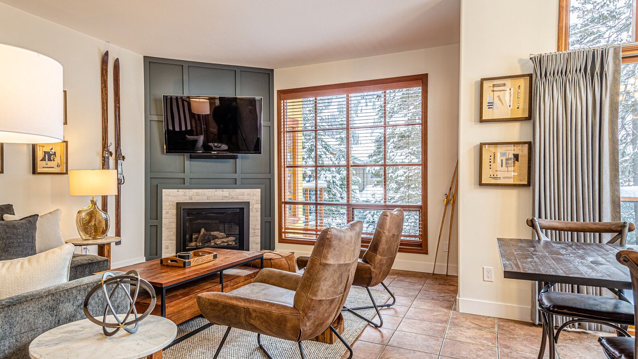 Photo of Livingroom in Sun Peaks