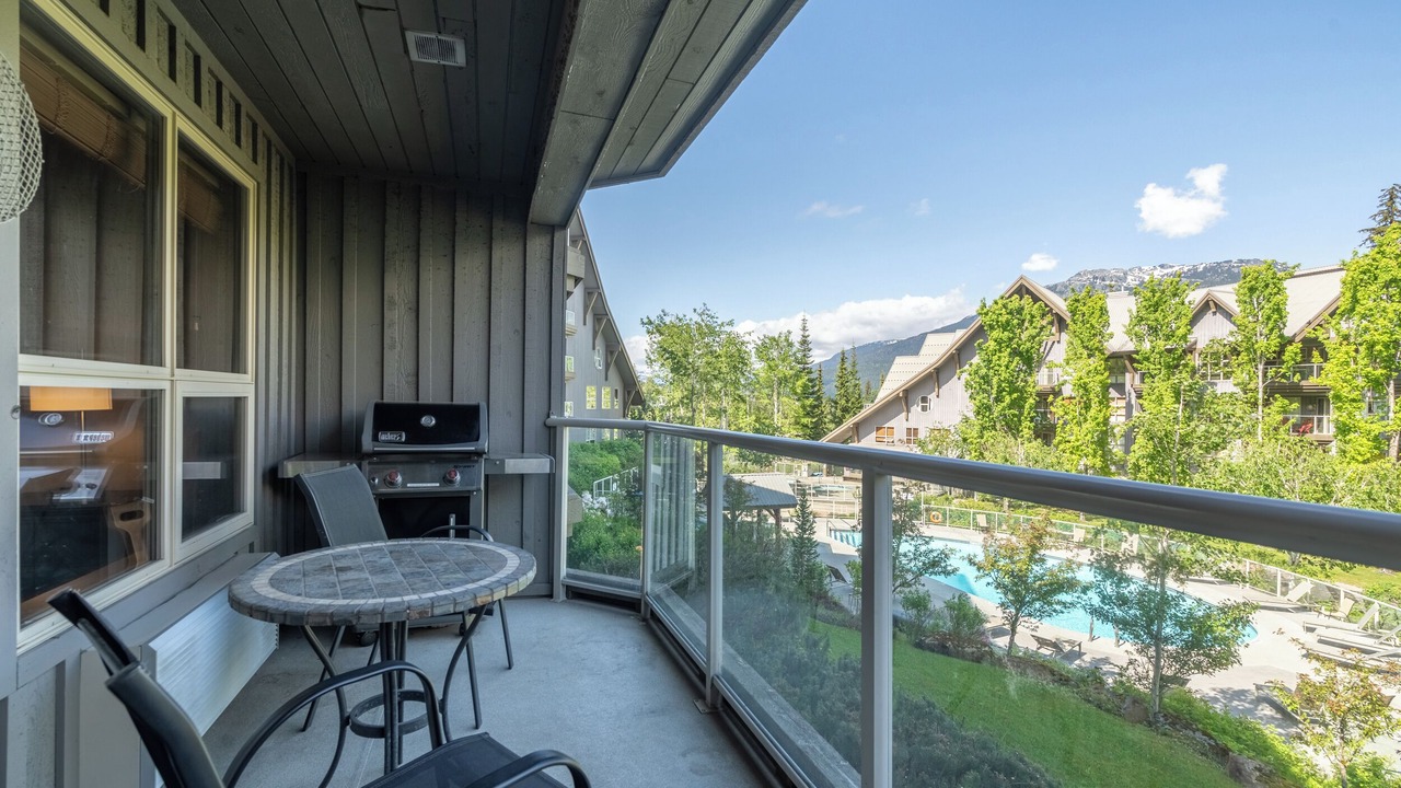 Photo of Outdoor in Upper Village