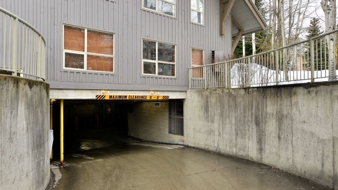 Photo of Outdoor in Upper Village