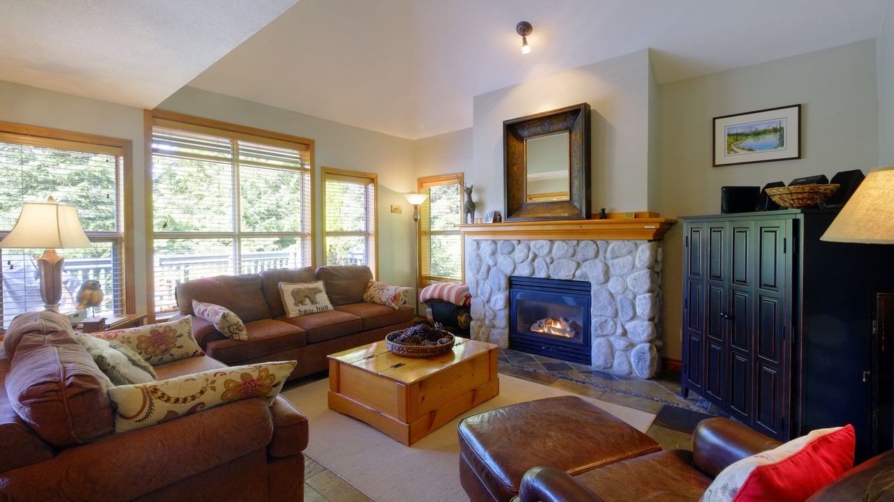 Photo of Livingroom in Upper Village