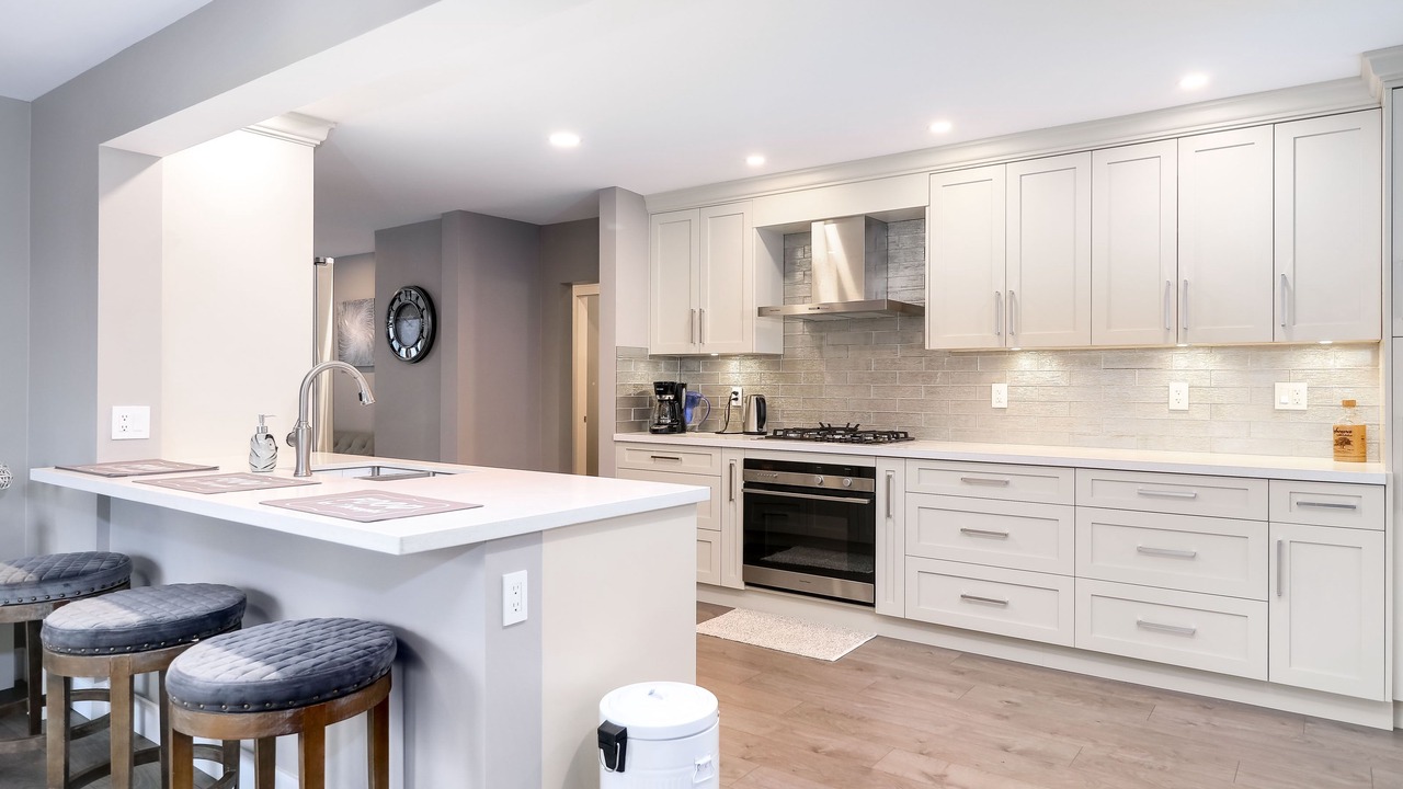 Photo of Kitchen in Hollyburn