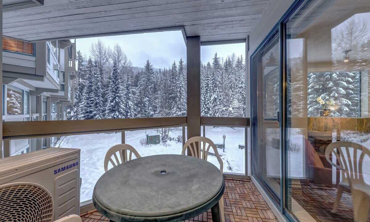 Photo of Patio Balcony in Upper Village