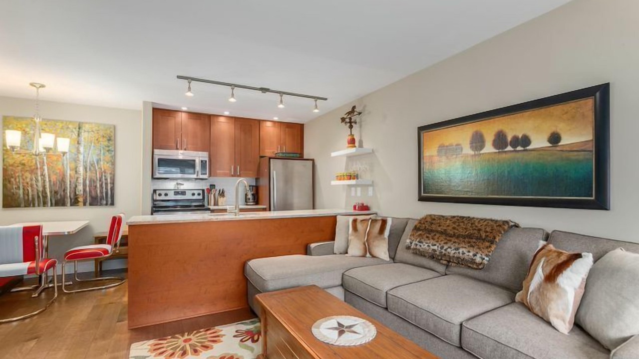 Photo of Livingroom in Whistler Creekside