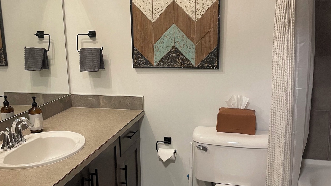 Photo of Bathroom in South Pandosy