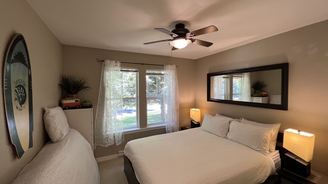 Photo of Bedroom in Lindell Beach