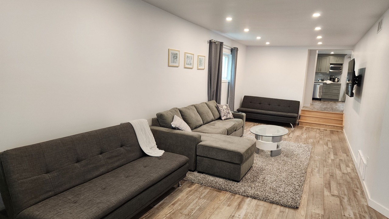 Photo of Livingroom in Niagara Falls