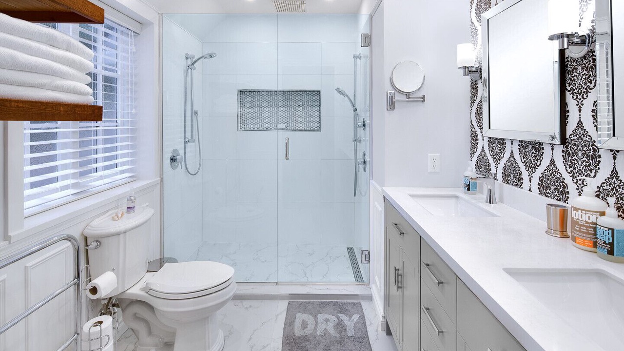 Photo of Bathroom in West Vancouver