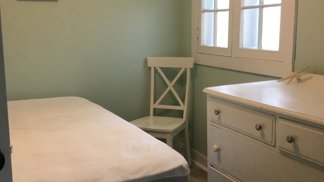 Photo of Bedroom in Crystal Beach