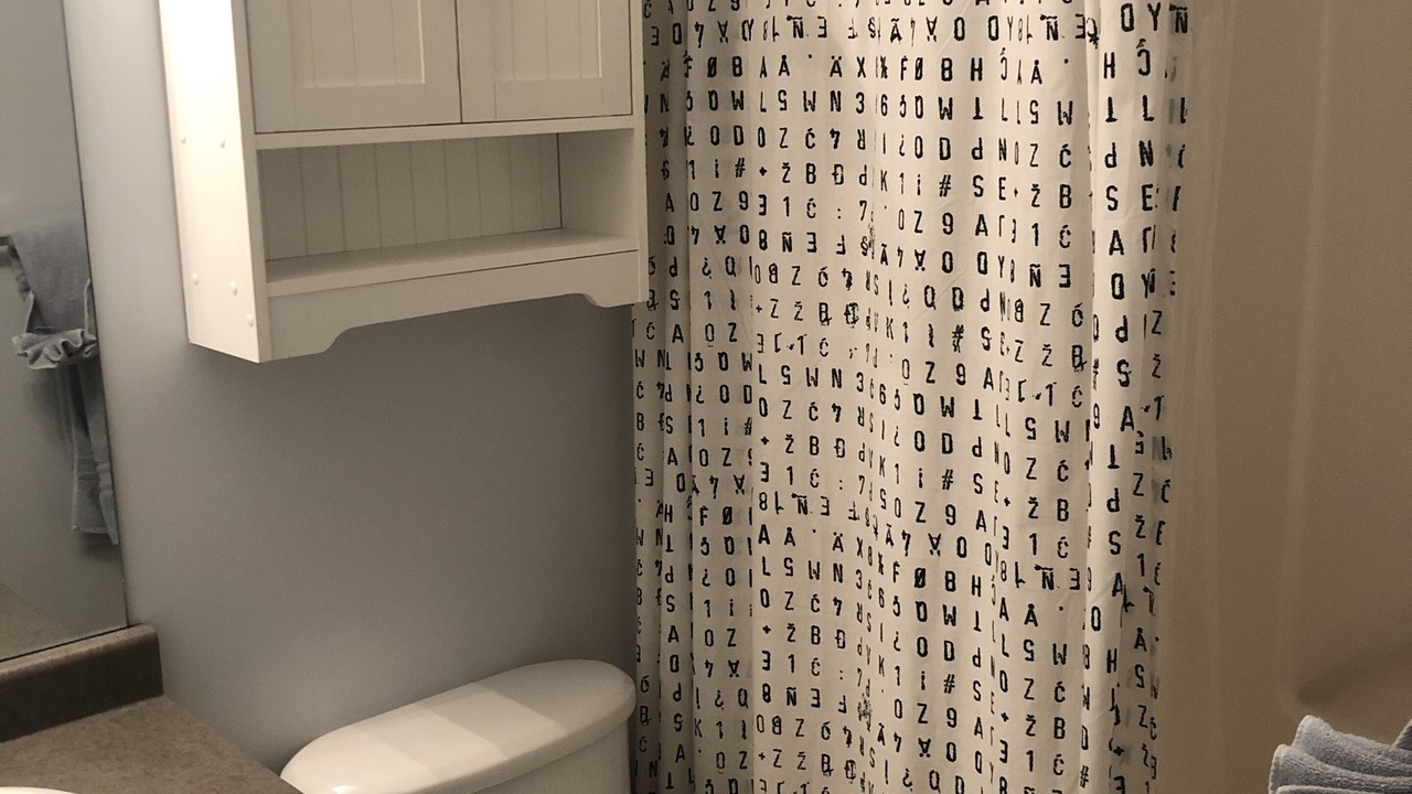 Photo of Bathroom in Radium Hot Springs