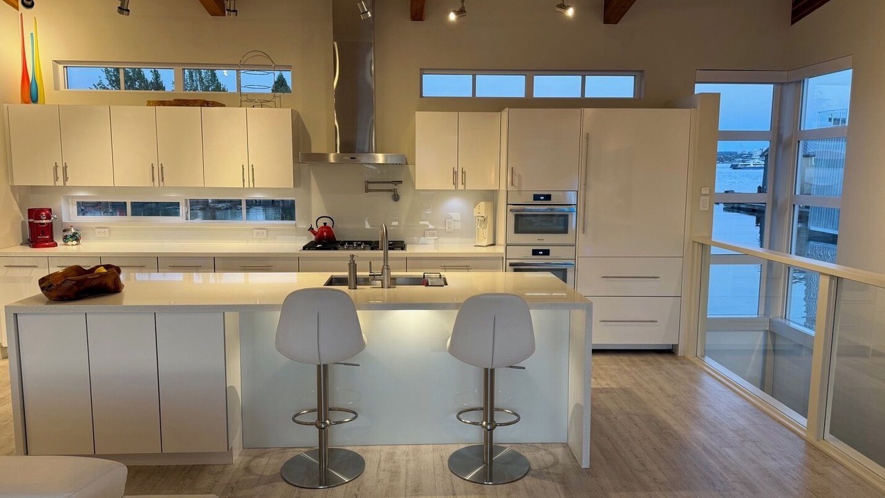 Photo of Kitchen in Lower Lonsdale