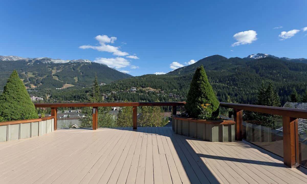 Photo of Outdoor in Blueberry Hill