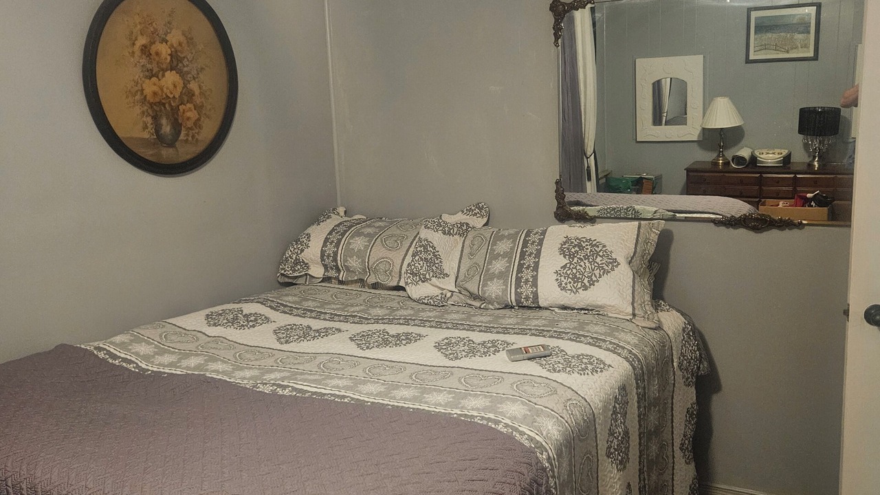 Photo of Bedroom in Thames Centre