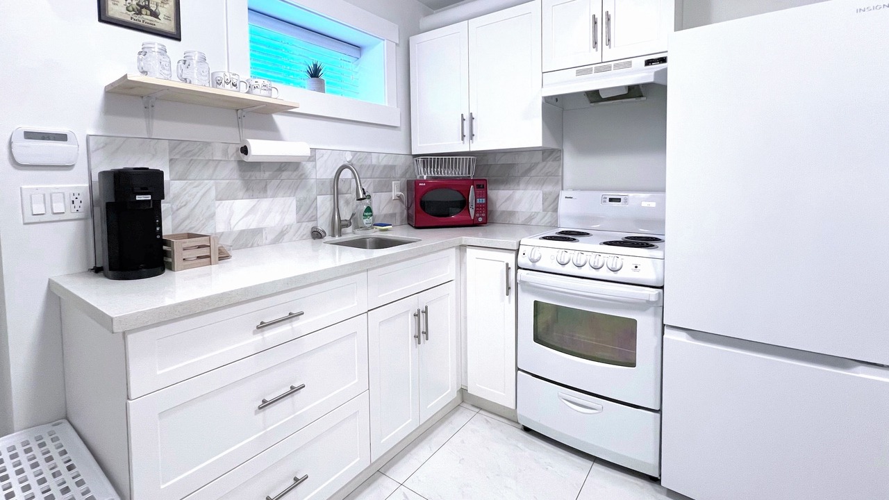 Photo of Kitchen in Renfrew-Collingwood