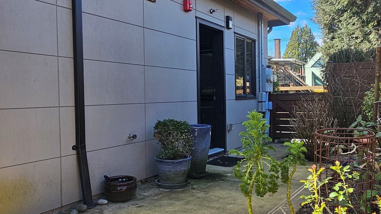 Photo of Outdoor in East Side