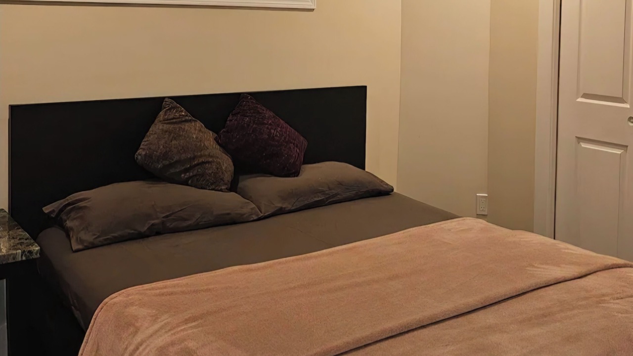 Photo of Bedroom in Delta