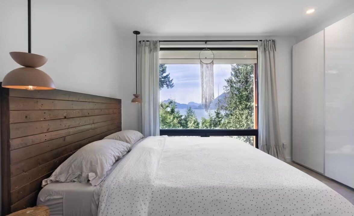 Photo of Bedroom in Britannia Beach