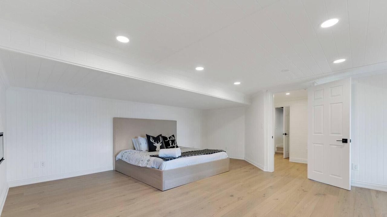 Photo of Bedroom in Rosseau