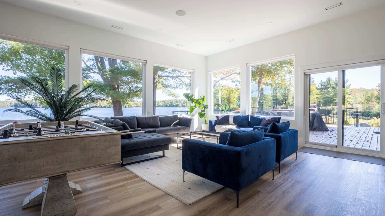 Photo of Livingroom in Foley