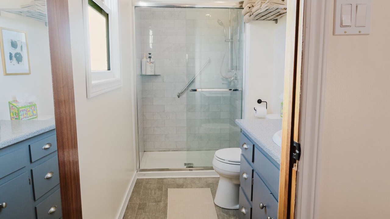 Photo of Bathroom in Membertou