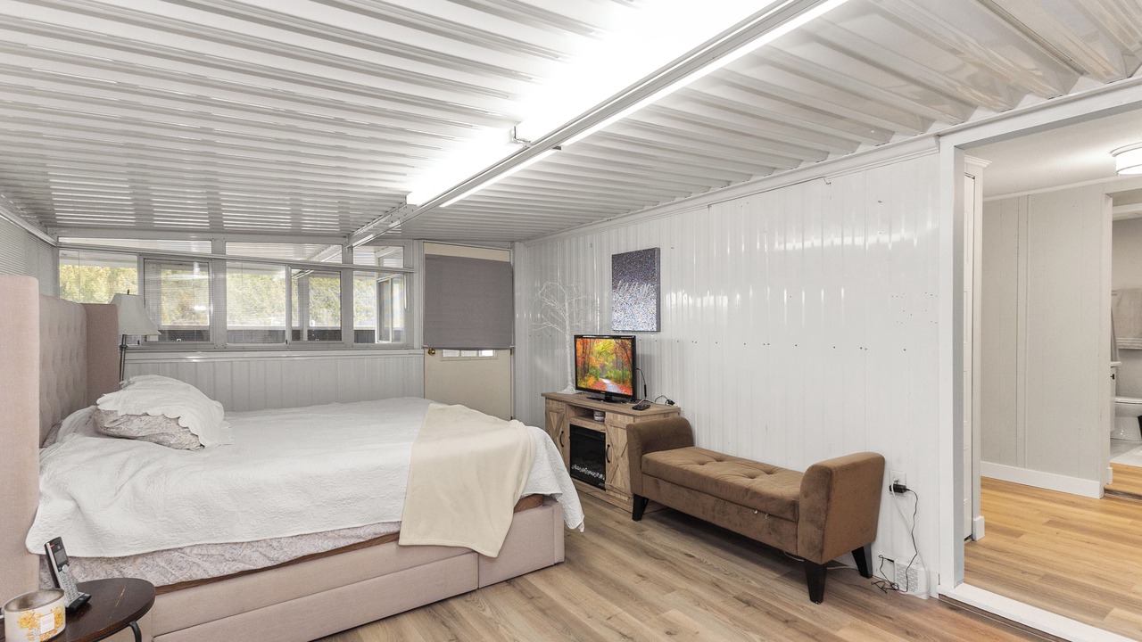 Photo of Bedroom in Langley