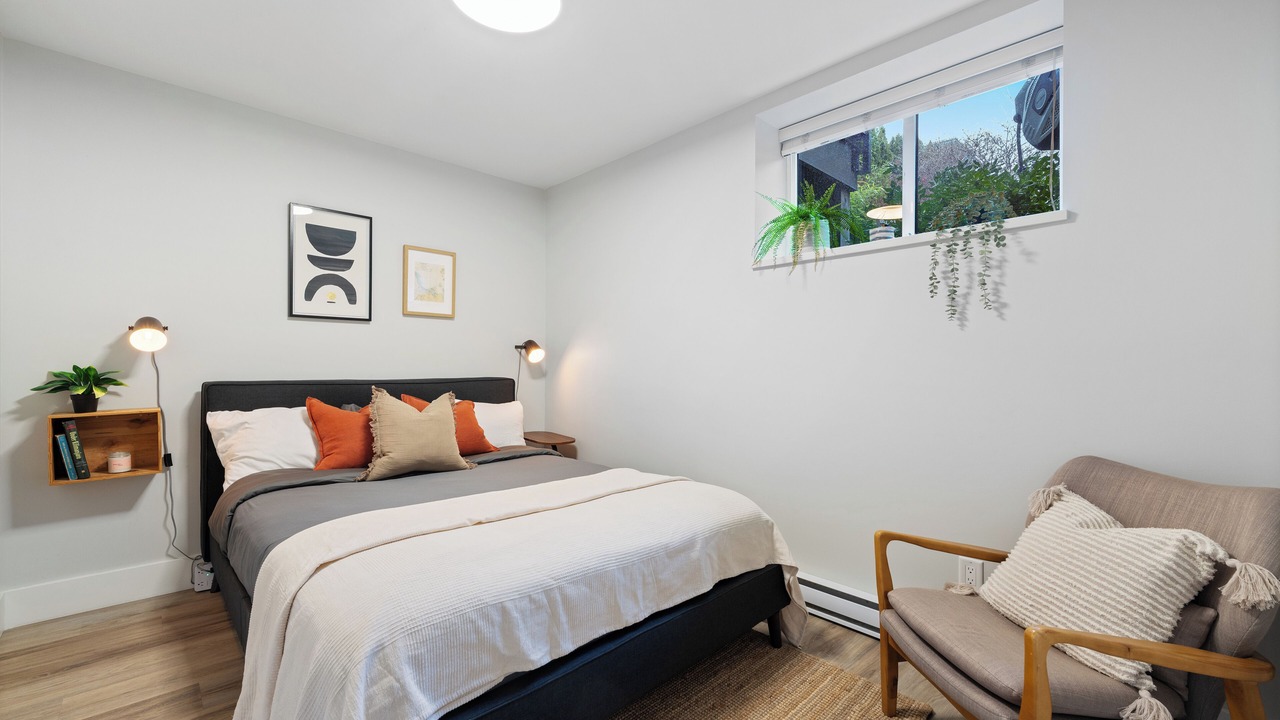 Photo of Bedroom in Lower Lonsdale